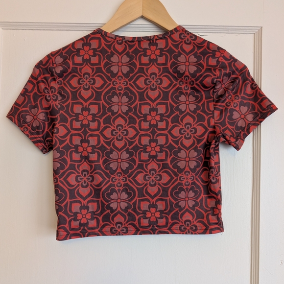 Streetwear Society Black and Red Patterned Crop Top - Picture 2 of 3